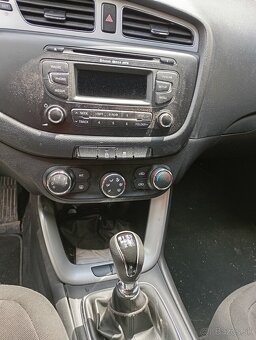 Kia ceed kombi 66kw 90koni - 6