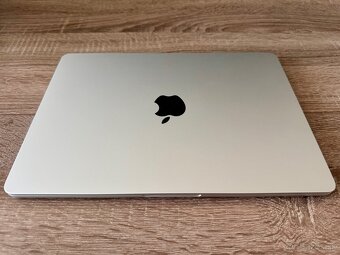 MacBook Air M2 8/256GB - 6