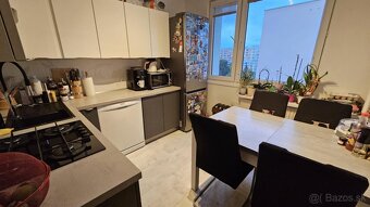 ZREKONŠTRUOVANÝ 3 izb. byt - HÚSKOVA ul. KVP, 77 m2 + loggia - 6