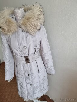 bledošedá luxusná bunda Kara s pravou kožušinou M - 6