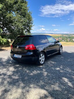 Volkswagen Golf V 1.9 TDi 77kw - 6