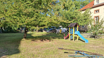 Pekný tehlový 2i byt upravený na 3i, Odborárska - Nové Mesto - 6