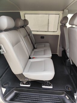 vw Transporter T5 miest 5 - 6
