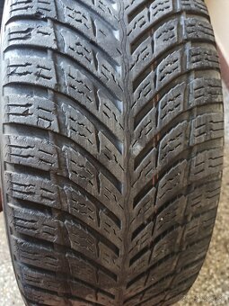 Predám Nokian seasonproof 225/55R18 celoročne - 6