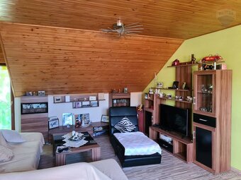 Výnimočná rekreačná chata s veľkým slnečným pozemkom na Hore - 6