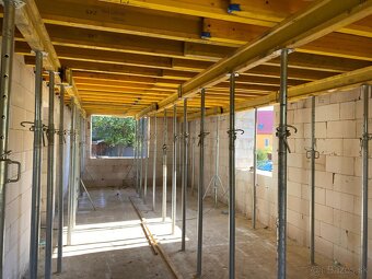 DEBNENIE STROPOV - PRENÁJOM - 6