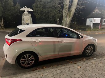 Hyundai i30 1.6crdi 2013 diesel - 6