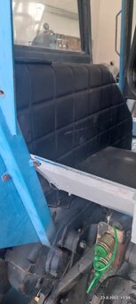 Čalúnenie blatníkov zetor 5718, - 6718 - 6911 - 6