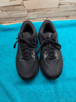 Brooks 42 - čierna bežecká obuv - 6