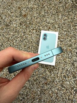 IPhone 16 - 6