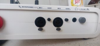 Predám KORG MP10 PRO - 6