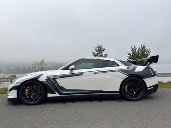 Nissan GT-R GTR R35 Black Edition, facelift - 6
