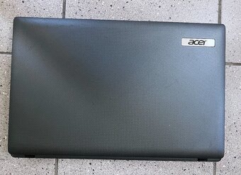 Acer Aspire / Intel P4600 / 8GB RAM / 128GB SSD / 15.6" - 6