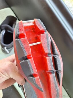 Topánky na bežky salomon escape pilot 7 46-47. - 6