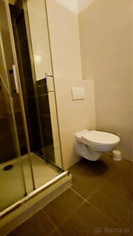 🌿Pekná 2lôžková izba s balkónom, tiché čisté bývanie v BA - 6