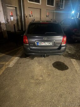 Toyota Avensis - 6