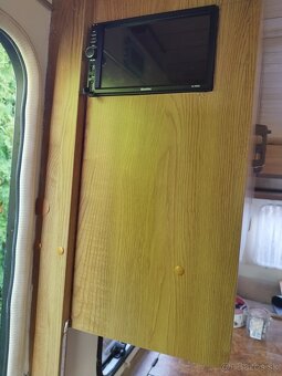 Predám karavan Burstner - 6