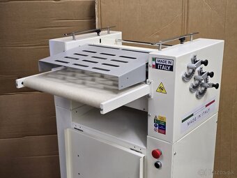 Rožkovací stroj NOVÝ - 6