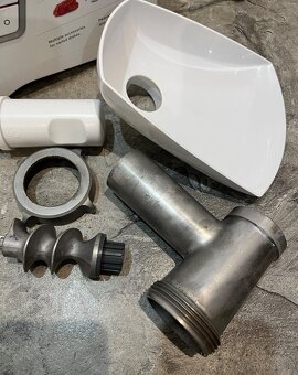 Mlynček na mäso Bosch MFW 3520W - 6