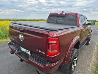 DODGE RAM 5,7 HEMI BLACK WIDOW 39 000km odpočet DPH - 6