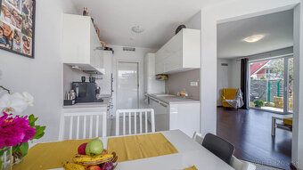 Posledný 5izb RD kompletne zariadený s garážou v krásnom pro - 6