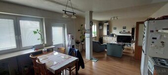 Čiastočne zrekonštruovaný, 5 izbový rodinný dom - 6