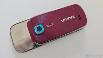 Nokia 7230, v topke. - 6