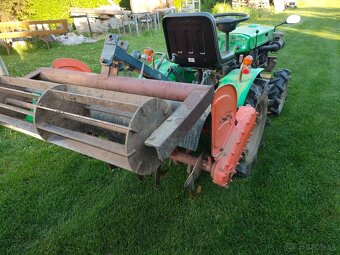 Kubota b 7000 - 6