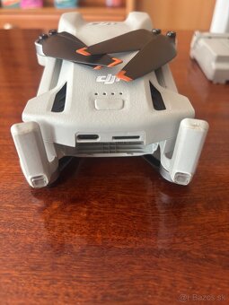 Dron Dji mini 3 - 6