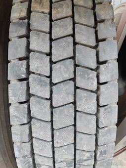 295/80 R22,5 DEBICA DRD2 / KOMPLET SADA NA DISKOCH - 6