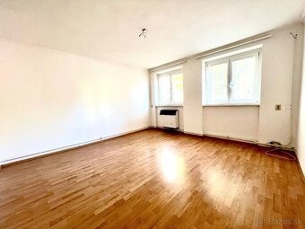 3 izbový byt s vlastným parkovacím miestom - 6