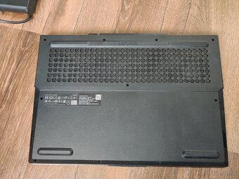 Lenovo Legion 5 -15ARH05H - AMD Ryzen 7 - RTX 2060 - 6