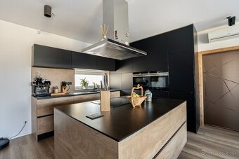 Moderný inteligentný bungalov s fotovoltaikou. - 6