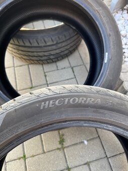 235/45 R19 - 6