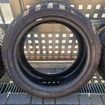 Zimné pneumatiky...KUMHO 275/40R19 + NOKIAN 245/45R19 105V.. - 6