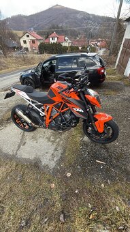 KTM 1290 - 6