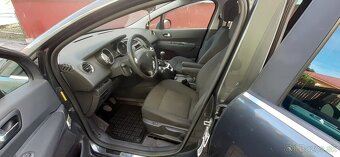 Peugeot  5008 r.v.2013, 186000 km originál - 6
