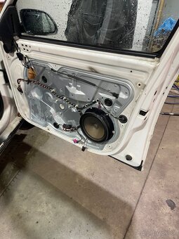 Rozpredám octaviu 2 sedan 1.9 tdi bjb 77kw - 6