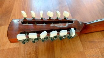 12 strunova mandolina Strunal Luby - Swelled Back Mandolin - 6