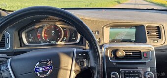 Volvo v60 1.6 r-design - 6