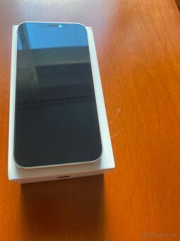 iPhone 12,zdravie 85% - 6
