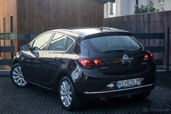 Opel Astra Sport Tourer ST 1.4 Turbo 140k Cosmo - 6