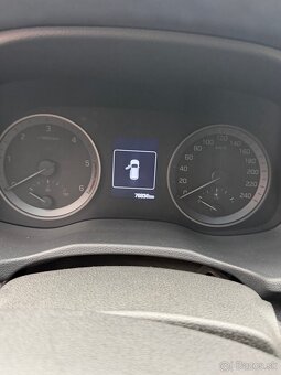 HYUNDAI TUCSON 1.7 CRDi - 6