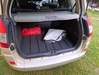 Predám alebo výmena Renault Scénic 1,4 74 kw - 6