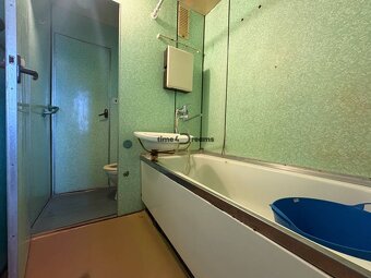 Na predaj: 3 izb.byt + 2x balkon + šatník - 6