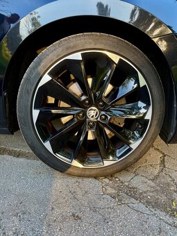 Škoda Superb sportline - 6