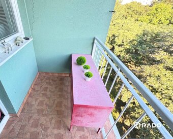 RADO | Na predaj 3- IZBOVÝ ZARIADENÝ BYT S LOGGIOU v nadstav - 6