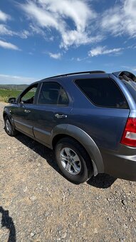 Kia Sorento 2.5 CRDI - 6