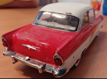 Predám Ford Taunus limitovaná edícia KK scale 1:18 - 6