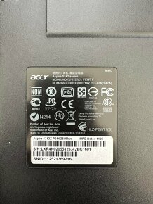 Acer Aspire 5742Z Červený - 6